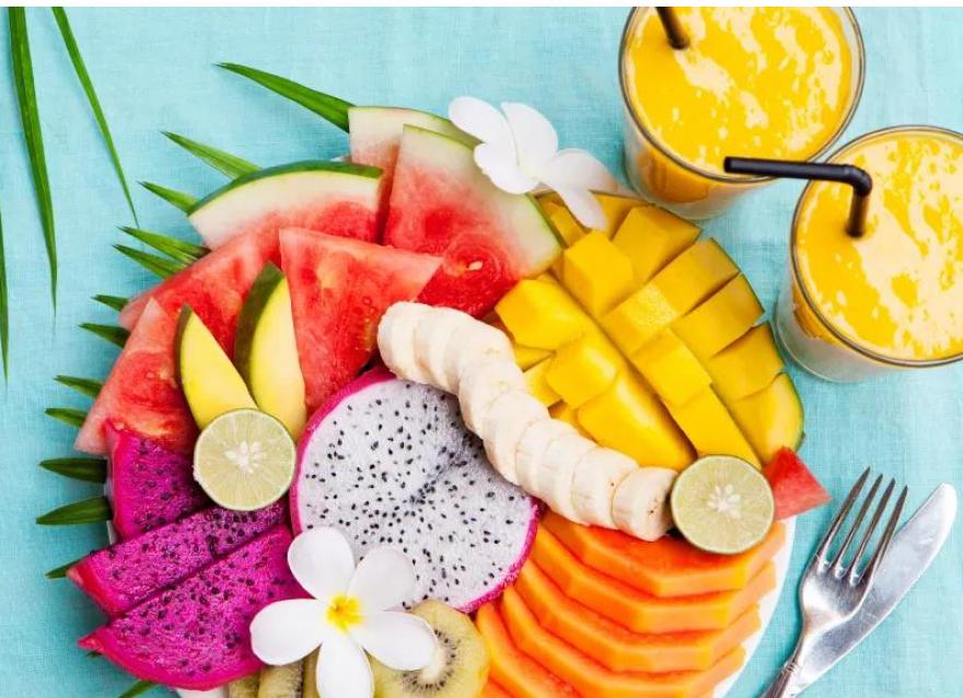 夏季水果來襲，如何吃水果喝果汁還不引起血糖大幅波動？