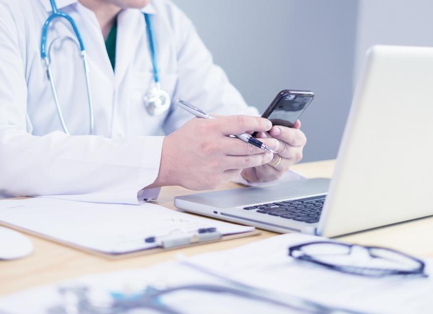 夏季是糖尿病足的高發(fā)期，糖友要注意以下生活細(xì)節(jié)